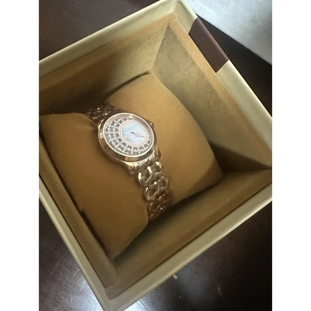 Christian Van‎ Sant Delicate Quartz Ladies Watch CV4411